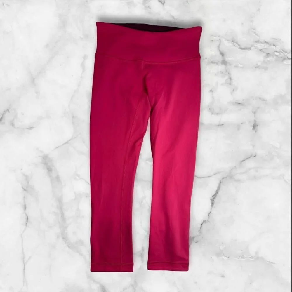 Lululemon Size 4 Pink Wunder Under 20"